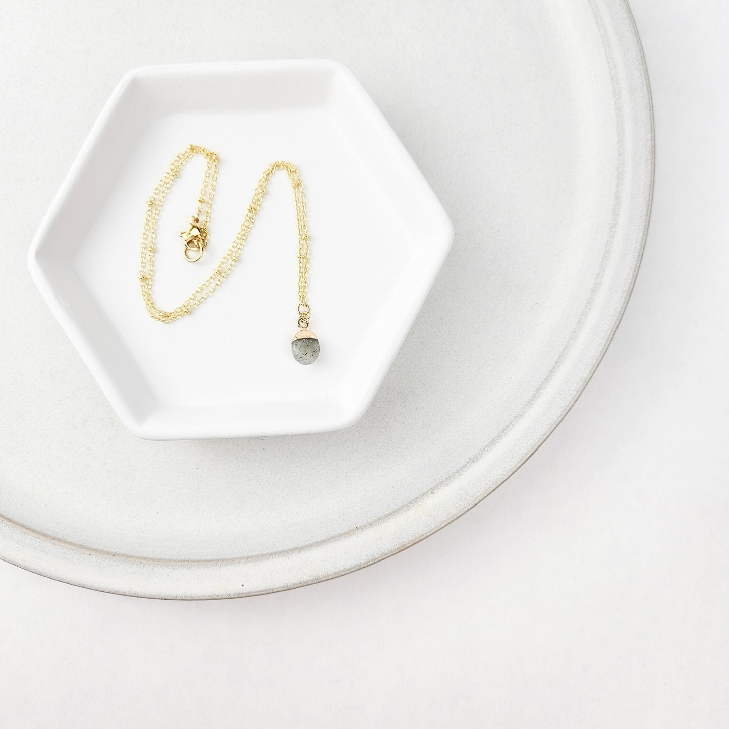 Dainty Labradorite Gemstone Necklace
